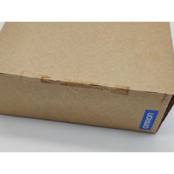 箱汚れあり 新品 オムロン OMRON CJ1W-OD261