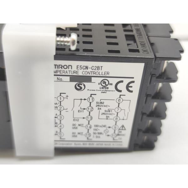 新品 オムロン OMRON E5CN-C2BT 100 to 240VAC