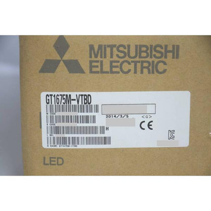 箱開封済み 未使用 三菱 タッチパネル GT1675M-VTBD