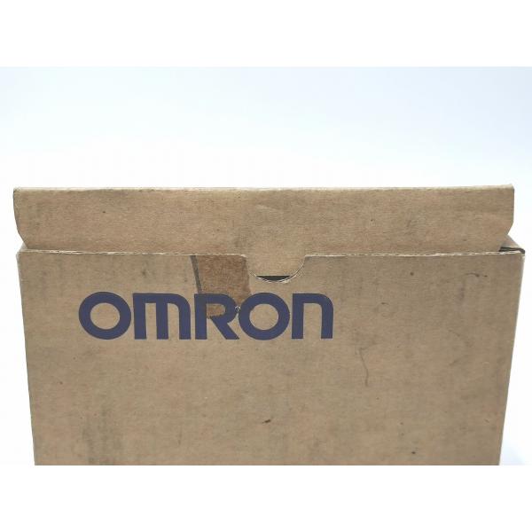 箱開封済み 箱いたみよごれあり 未使用 オムロン C200HW-COM02-V1 OMRON