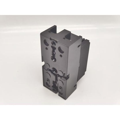 中古 三菱 MITSUBISHI NF30-CS AC220V 15A 2P その1