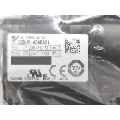 箱いたみあり 新品 安川電機 YASKAWA SGMJV-A5ADA21