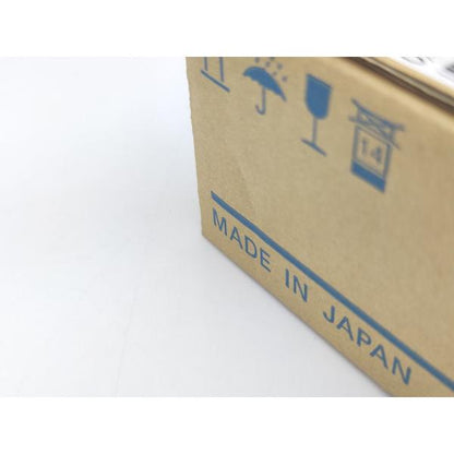 箱いたみあり 新品 安川電機 YASKAWA SGMJV-A5ADA21