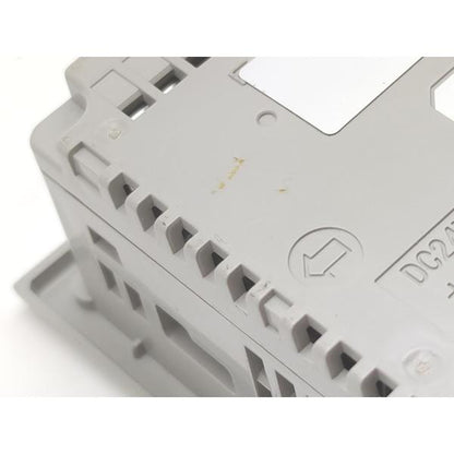 汚れ・キズあり 中古 プロフェイス Pro-face AGP3200-T1-D24