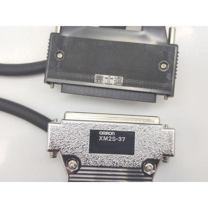 箱なし 中古か未使用か不明 オムロン OMRON XM2S-37