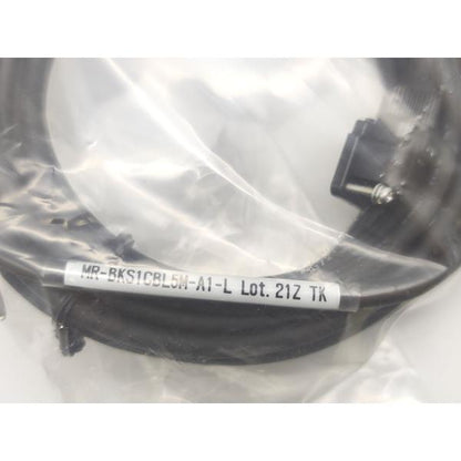 未使用 三菱 MITSUBISHI MR-BKS1CBL5M-A1-L