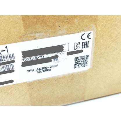 2023年製 新品 三菱 MITSUBISHI FR-E820-0.4K-1
