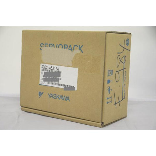 箱いたみ書込みあり 未使用 安川 YASKAWA SGDS-A5A12A サーボパック
