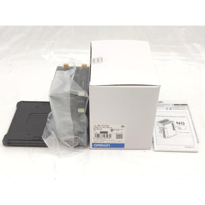 箱いたみあり 箱開封済み 未使用 オムロン OMRON NX-ECC203 Ver1.7