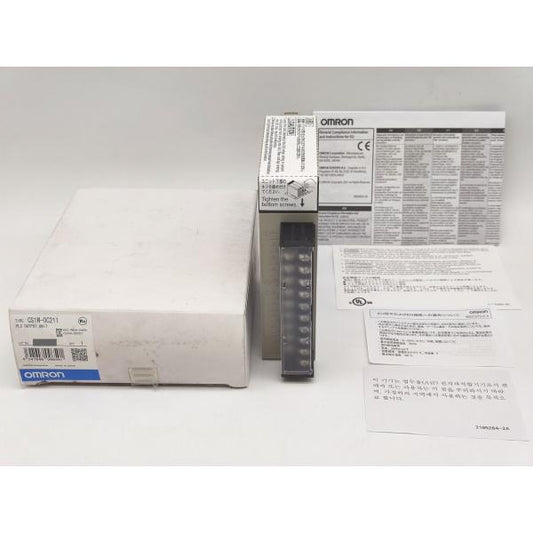 箱汚れ・いたみあり 箱開封済み 未使用 オムロン OMRON CS1W-OC211