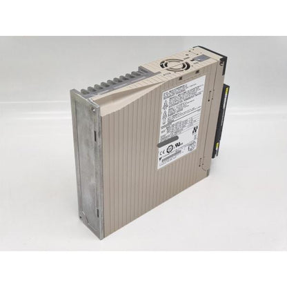 中古 安川電機 YASKAWA SGDV-R70F11A その1