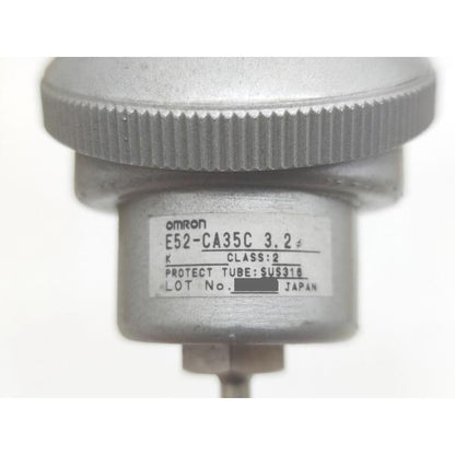 箱汚れあり 中古 オムロン OMRON E52-CA35C