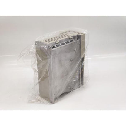 箱汚れあり 中古か未使用か不明 安川電機 YASKAWA SGDE-A5BP