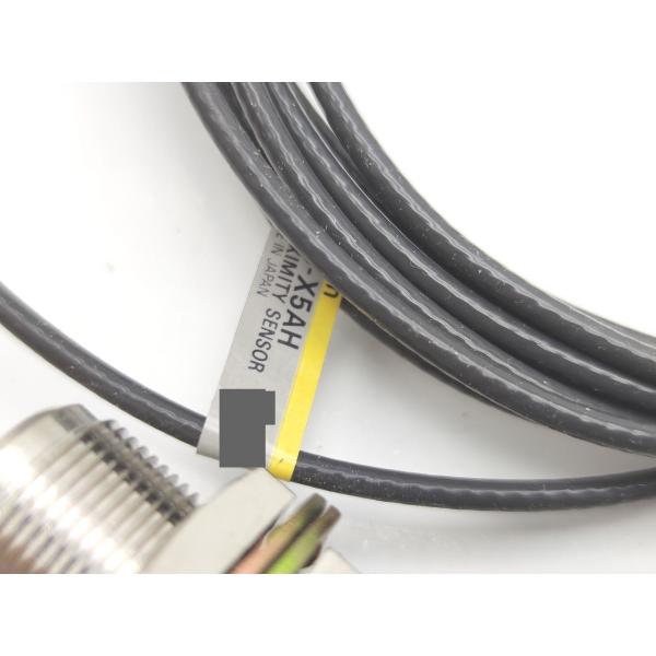箱いたみよごれひどい 未使用 オムロン OMRON E2C-X5AH 3m