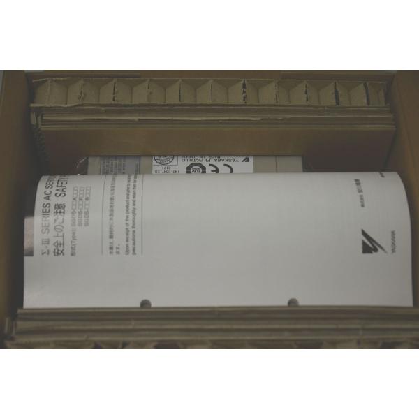 新品 箱いたみあり 安川 SGDS-A5A12A YASKAWA