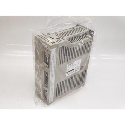 箱いたみあり 未使用 安川電機 YASKAWA SGDA-02AP その1