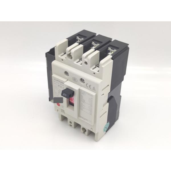 箱いたみあり 未使用 三菱　MITSUBISHI NF32-SW 3P 20A