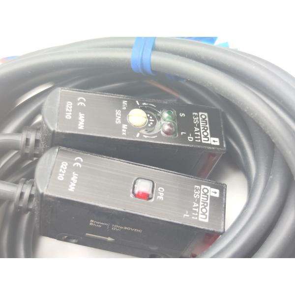 2点セット 未使用 オムロン OMRON E3S-AT11 10to30VDC 2m
