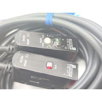 2点セット 未使用 オムロン OMRON E3S-AT11 10to30VDC 2m
