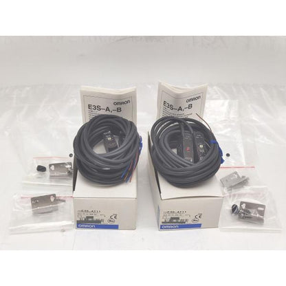 2点セット 未使用 オムロン OMRON E3S-AT11 10to30VDC 2m