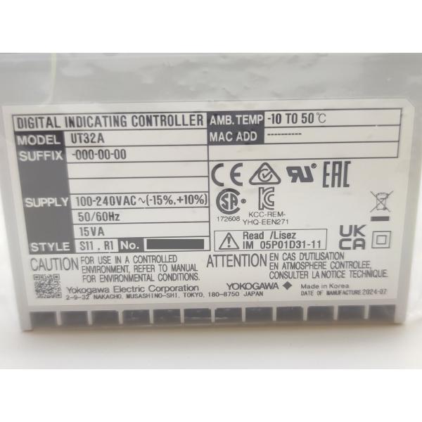 新品 横河電機 UT32A-000-00-00