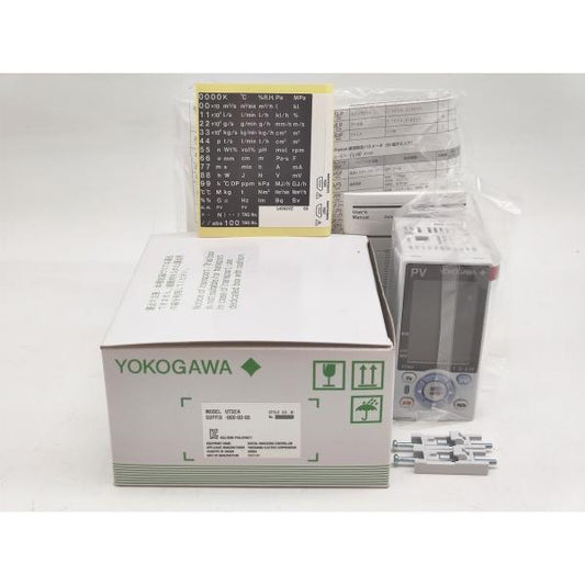 新品 横河電機 UT32A-000-00-00
