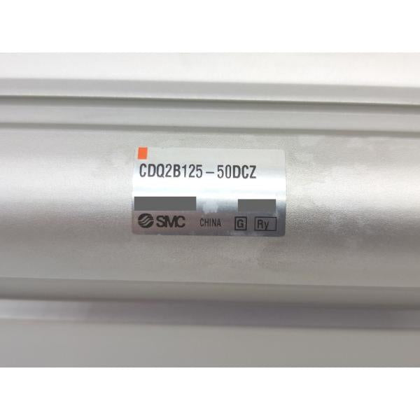 箱汚れ・いたみあり 中古  SMC CDQ2B125-50DCZ