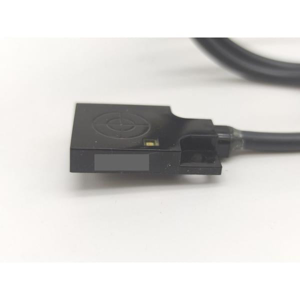 新品 オムロン OMRON E2J-W10MA 1m