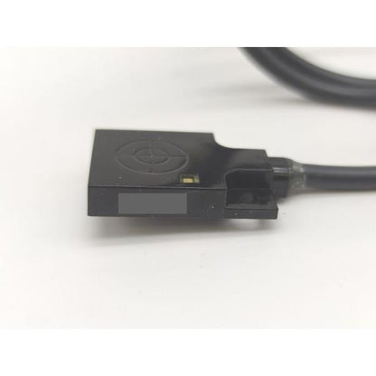 新品 オムロン OMRON E2J-W10MA 1m