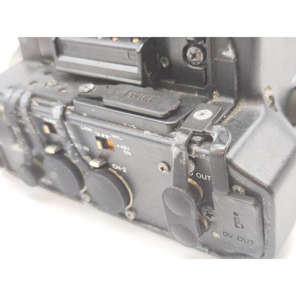 動作未確認 サビ汚れ多 ジャンク SONY 業務用カメラ DSR-400 DXF-801