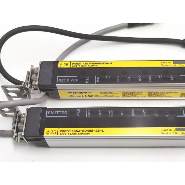 中古 オムロン F3SJ-B0465N25-D F3SJ-B0465-25-L OMRON