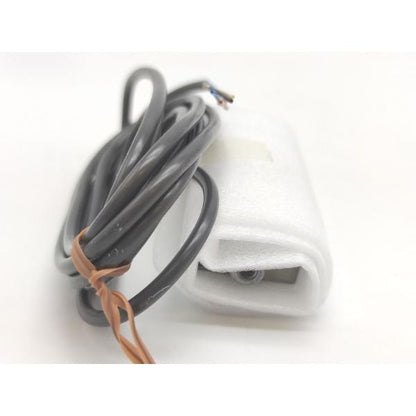 箱汚れあり 未使用 オムロン OMRON E8CC-AN0C 12 to 24VDC その1