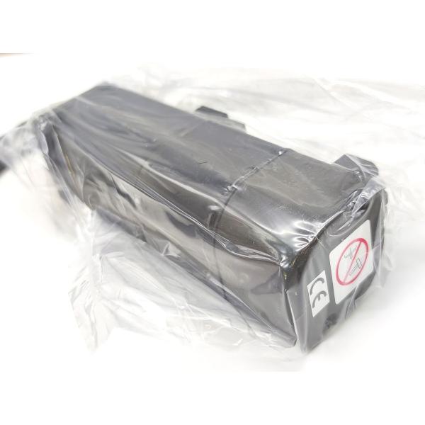 箱汚れあり 新品 安川電機 YASKAWA SGMAH-01AAA2B