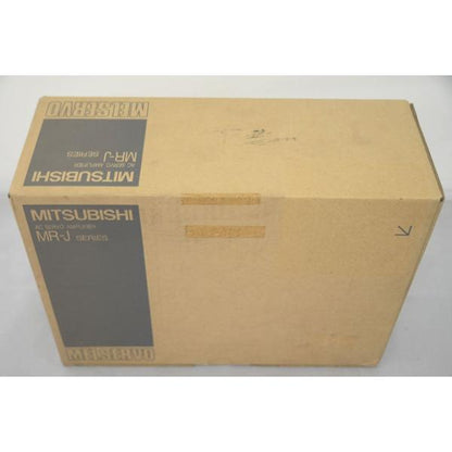 未使用 箱いたみあり 三菱 サーボアンプ MR-J3-200AN(GA)
