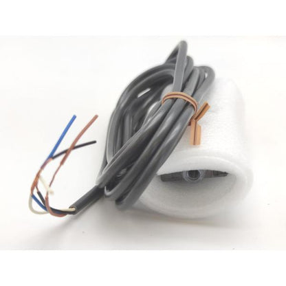 箱汚れ・いたみあり 新品 オムロン OMRON E8CC-AN0C 12 to 24VDC 3点セット