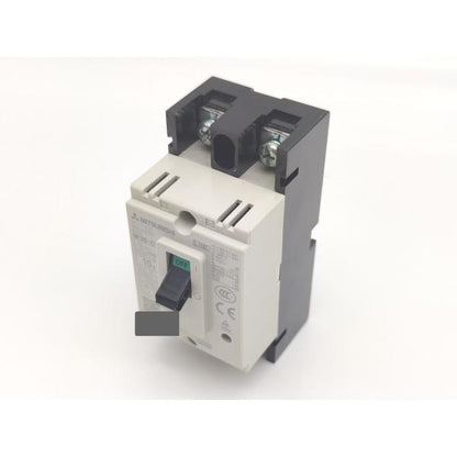 中古 三菱 MITSUBISHI NF30-CS AC220V 10A 2P その1