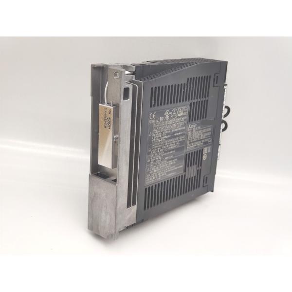 中古 三菱 MITSUBISHI MR-J4-40A