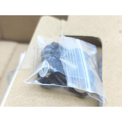 箱開封済み いたみあり 未使用 Pro-face PFXGP4301TAD