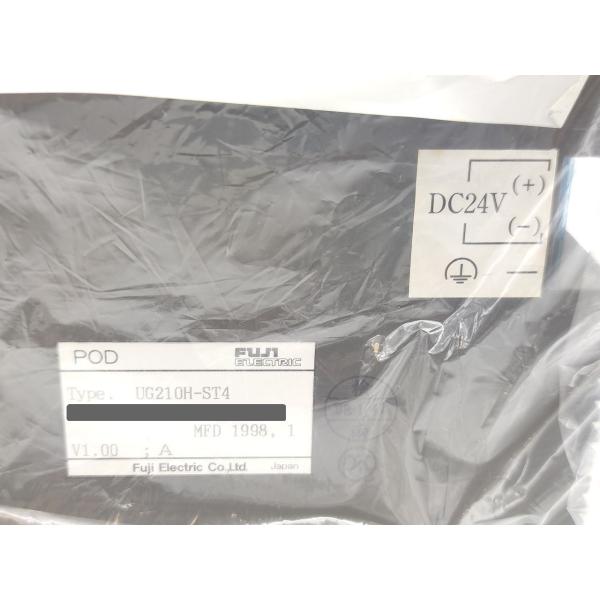 箱いたみよごれあり 中古か未使用か不明 富士電機 UG210H-ST4