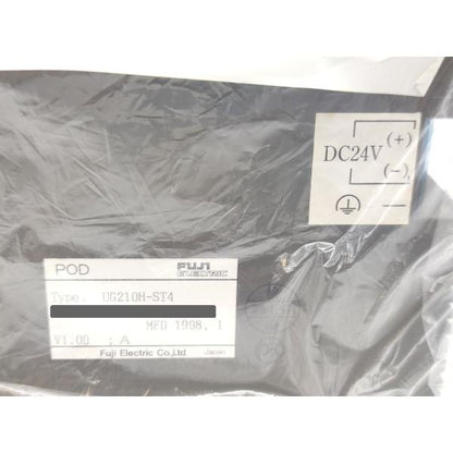 箱いたみよごれあり 中古か未使用か不明 富士電機 UG210H-ST4