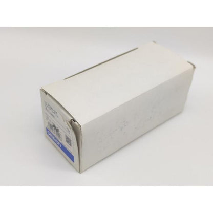 箱汚れ・いたみあり 未使用 オムロン OMRON E5GN-Q1T