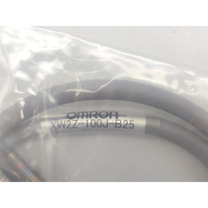 新品 オムロン OMRON XW2Z-100J-B25