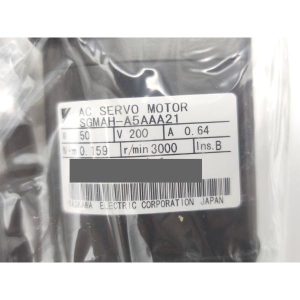 箱いたみあり 新品 安川電機 YASKAWA SGMAH-A5AAA21