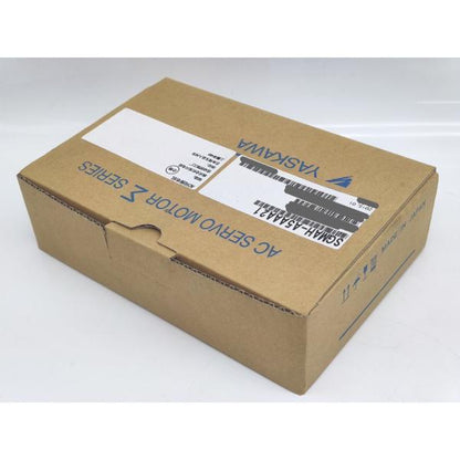箱いたみあり 新品 安川電機 YASKAWA SGMAH-A5AAA21
