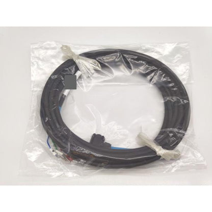 新品 オムロン OMRON R88A-CAKA005SR