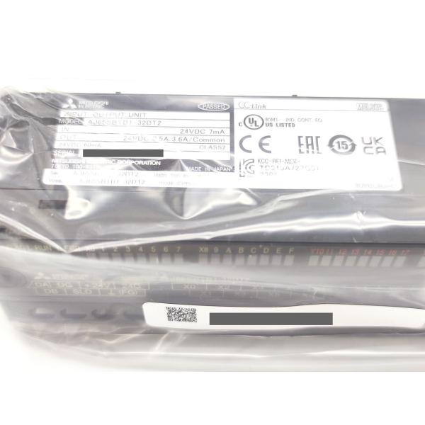 箱少しへこみあり 2023年製 新品 三菱 MITSUBISHI AJ65SBTB1-32DT2