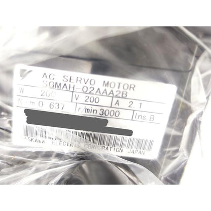 箱いたみあり 新品 安川電機 YASKAWA SGMAH-02AAA2B