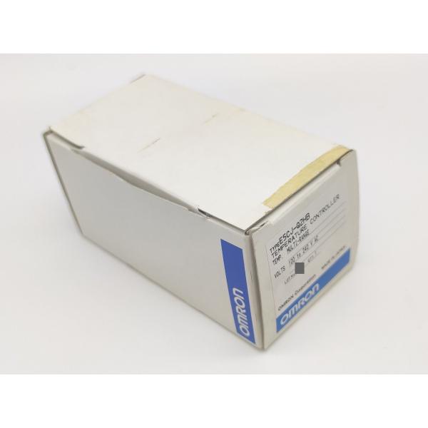 箱汚れ・いたみあり 未使用 オムロン OMRON E5CJ-Q2HB