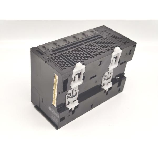 中古 オムロン OMRON NX1P2-1040DT その1
