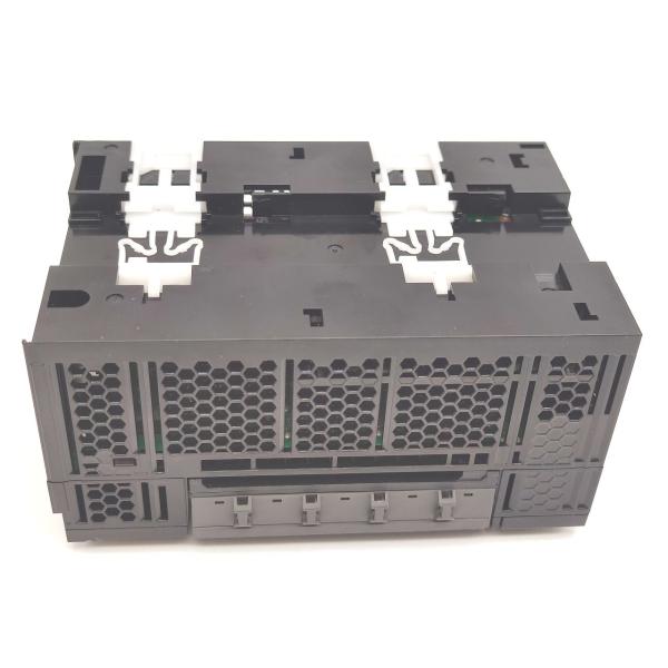 中古 オムロン OMRON NX1P2-1040DT その1
